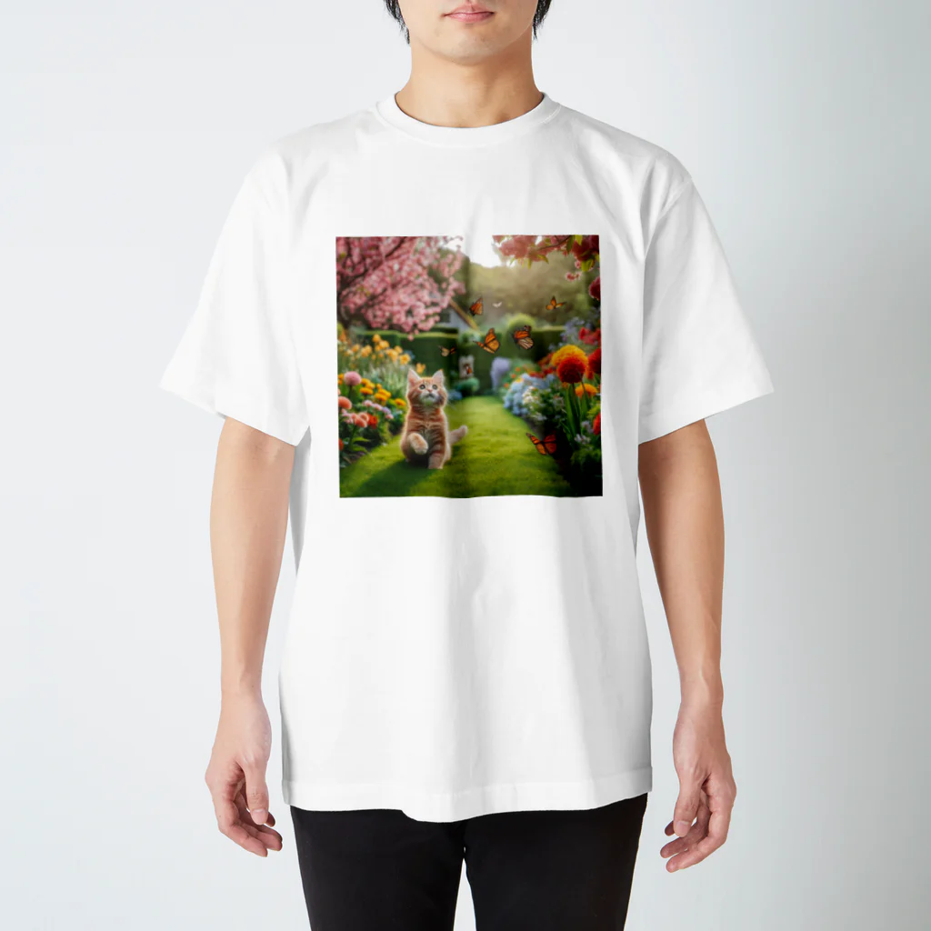 JAMnano1837の猫 in 花園 Regular Fit T-Shirt