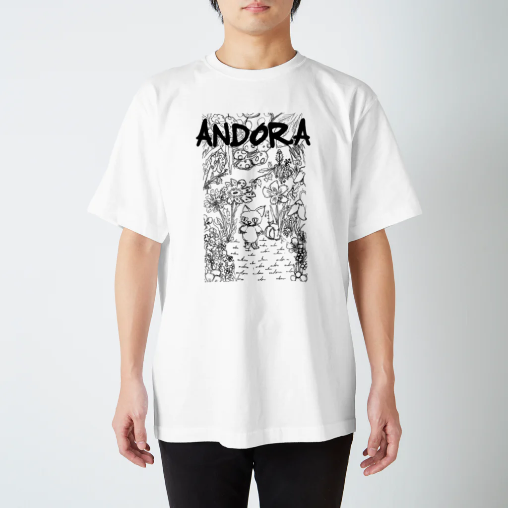 ANDORAの白黒ANDORA猫　森 Regular Fit T-Shirt