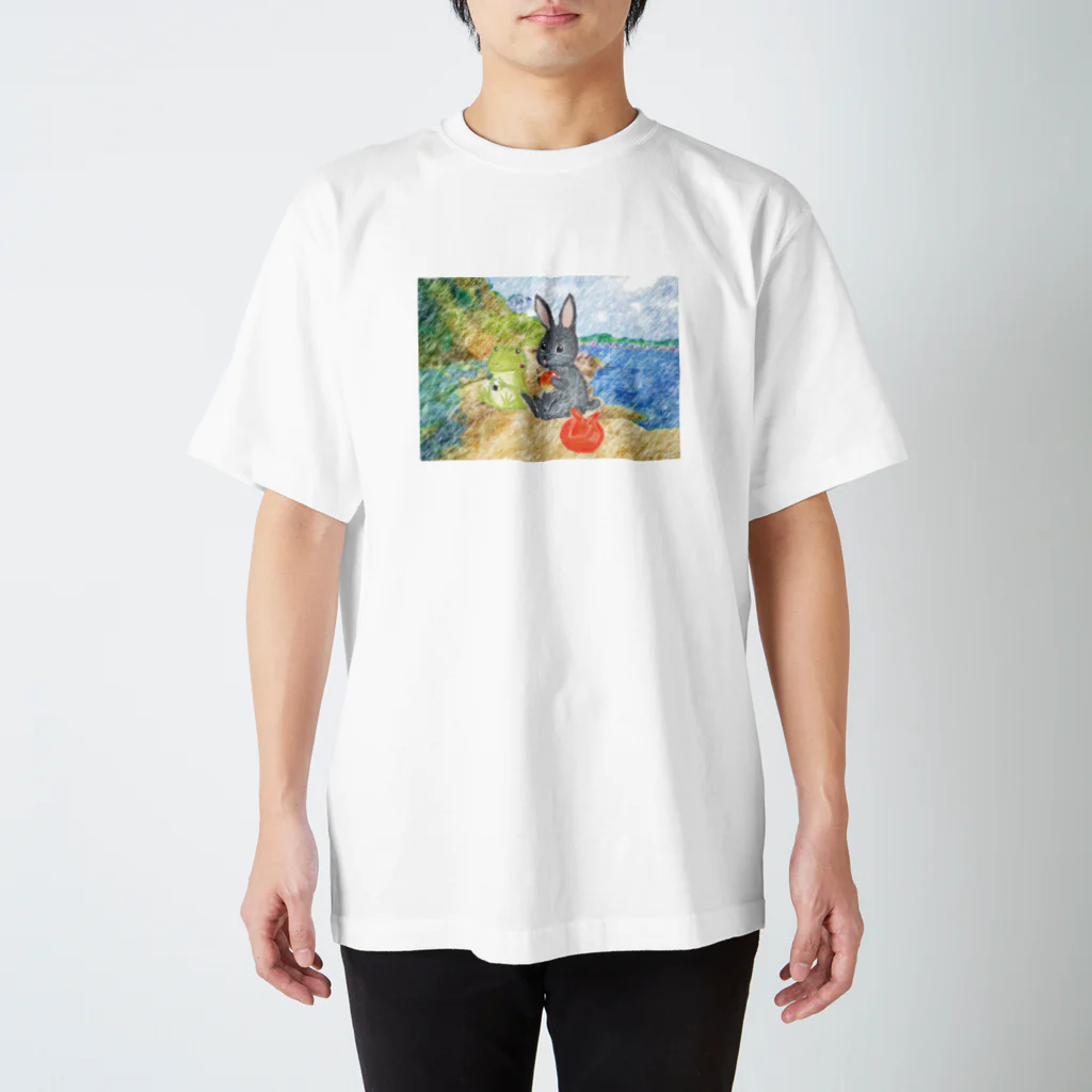 うさぎ石鹸の海辺のパトちゃんとケロちゃん Regular Fit T-Shirt