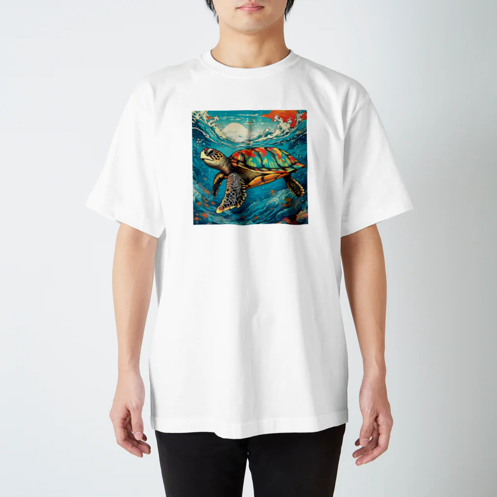 日本の風景 COOL JAPANの日本の風景:荒波にもまれる海がめ、Japanese scenery: Sea turtle caught in rough waves Regular Fit T-Shirt