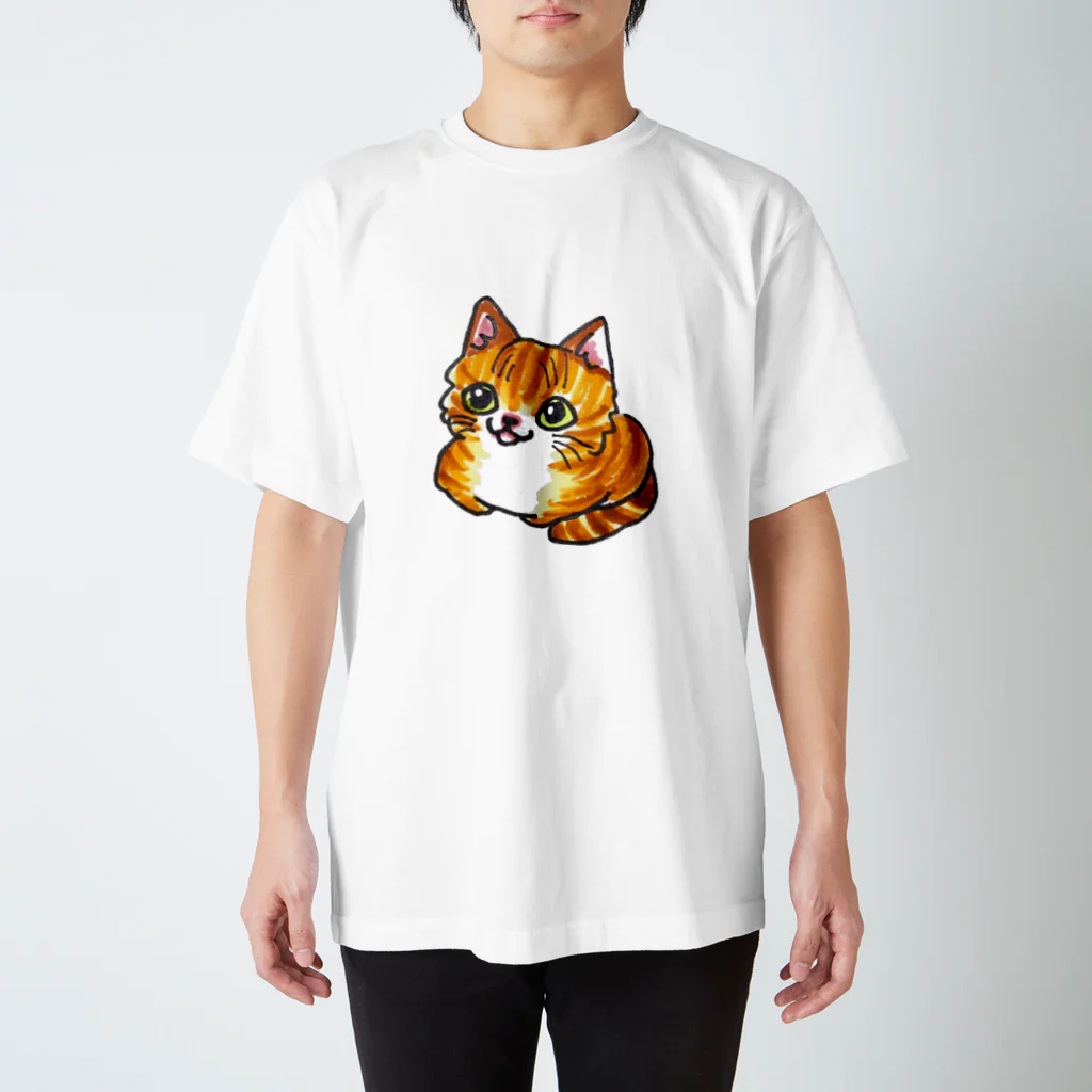 モチクマの茶トラちゃん スタンダードTシャツ