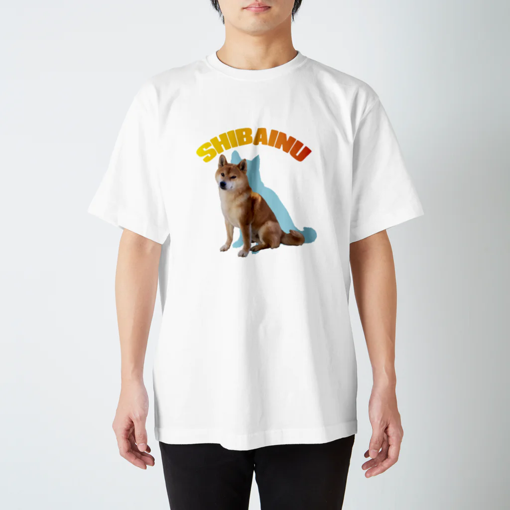 LLC Reality のSHIBAINU（ソラくん）おすわり スタンダードTシャツ