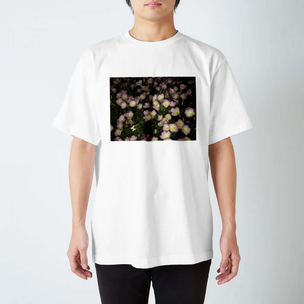 earthy(アーシー)の月見草 Regular Fit T-Shirt