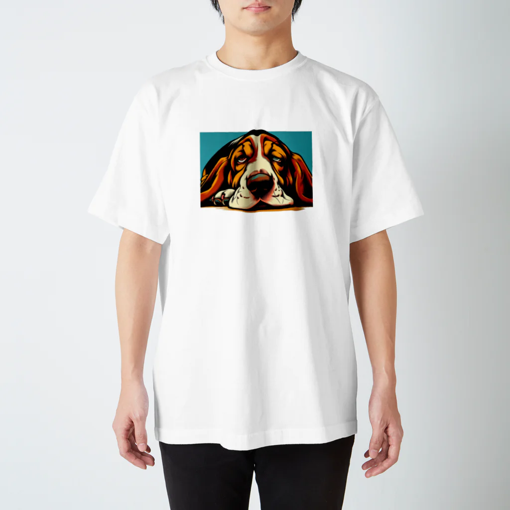 HARAPECOSAURUSの耳タレ犬は見ているよ Regular Fit T-Shirt