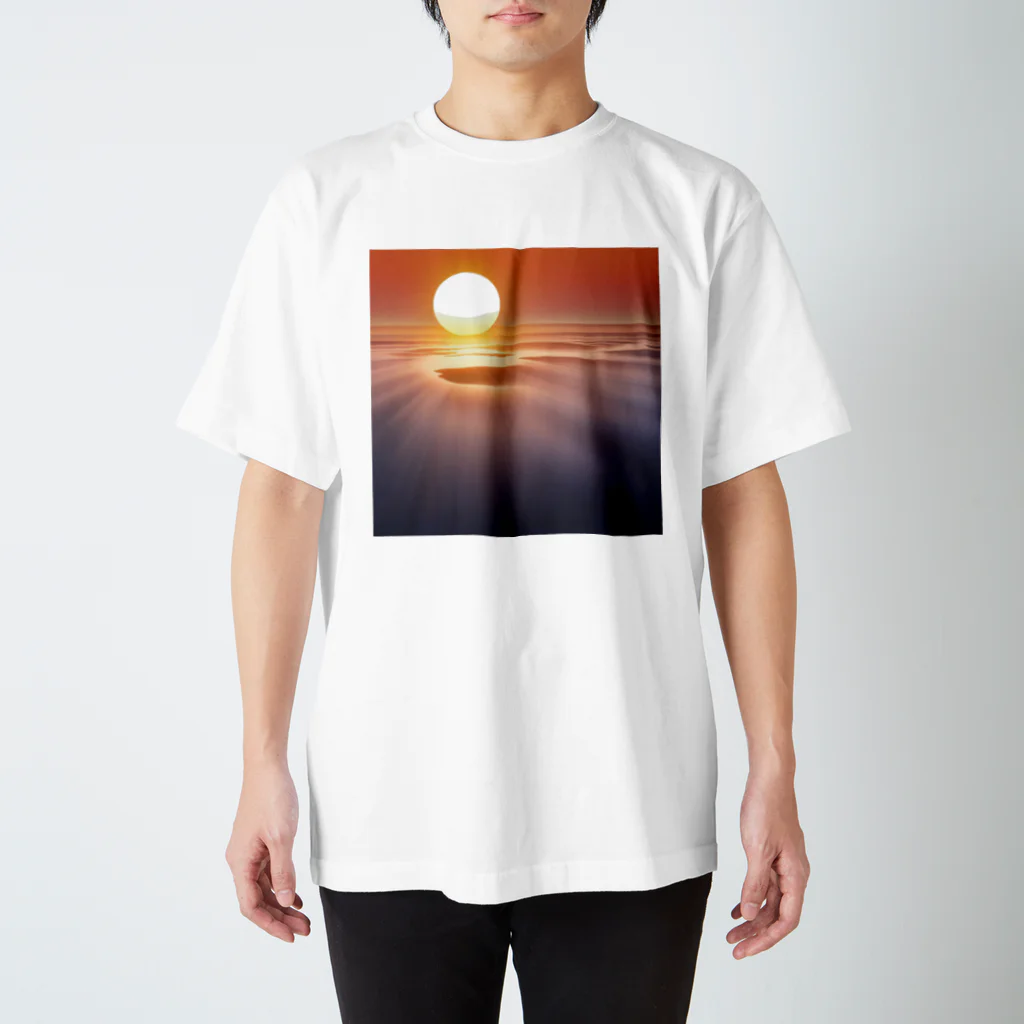 Chama's shopの海と夕日 Regular Fit T-Shirt