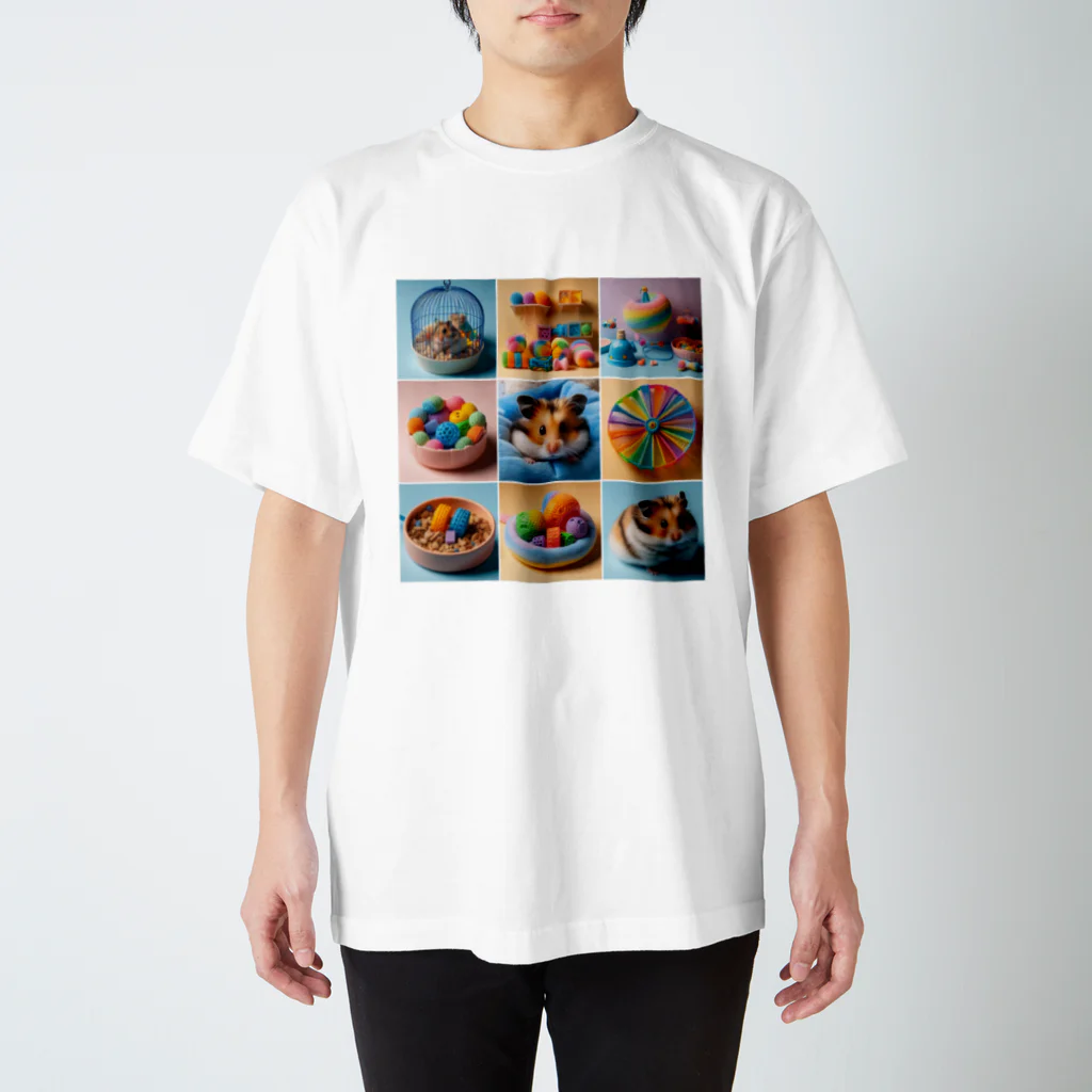 MAKOTO1109のこのかわいいハムスターの写真をチェック！ Regular Fit T-Shirt