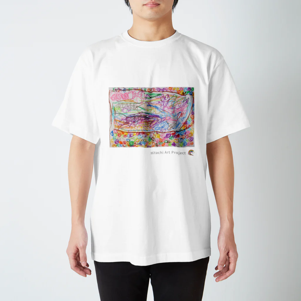 ひたちアートプロジェクト　Hitachi Art Projectの第8回公募展　カラフルなひたちの四季 Regular Fit T-Shirt