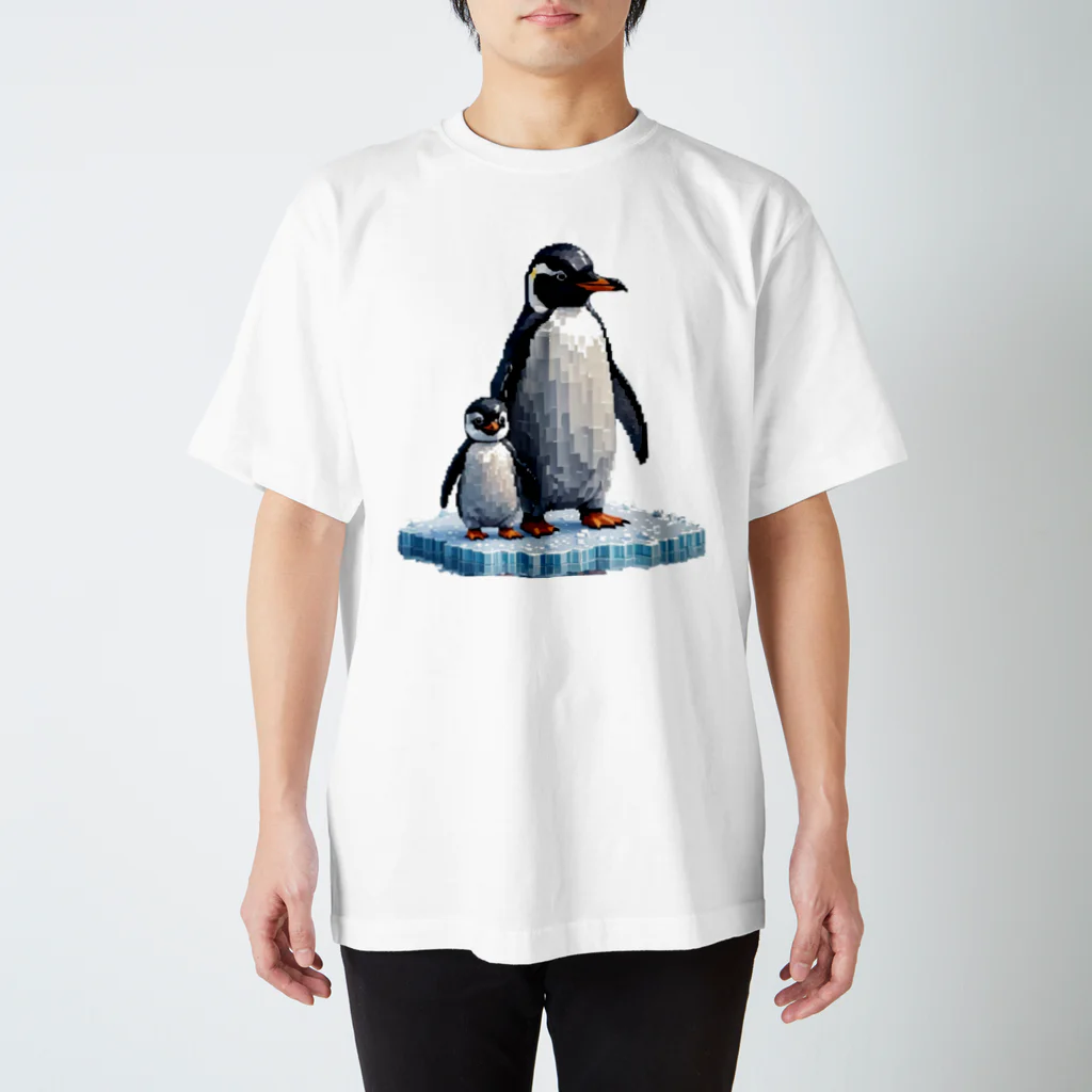 アニマルアートのペンギンの親子 Regular Fit T-Shirt