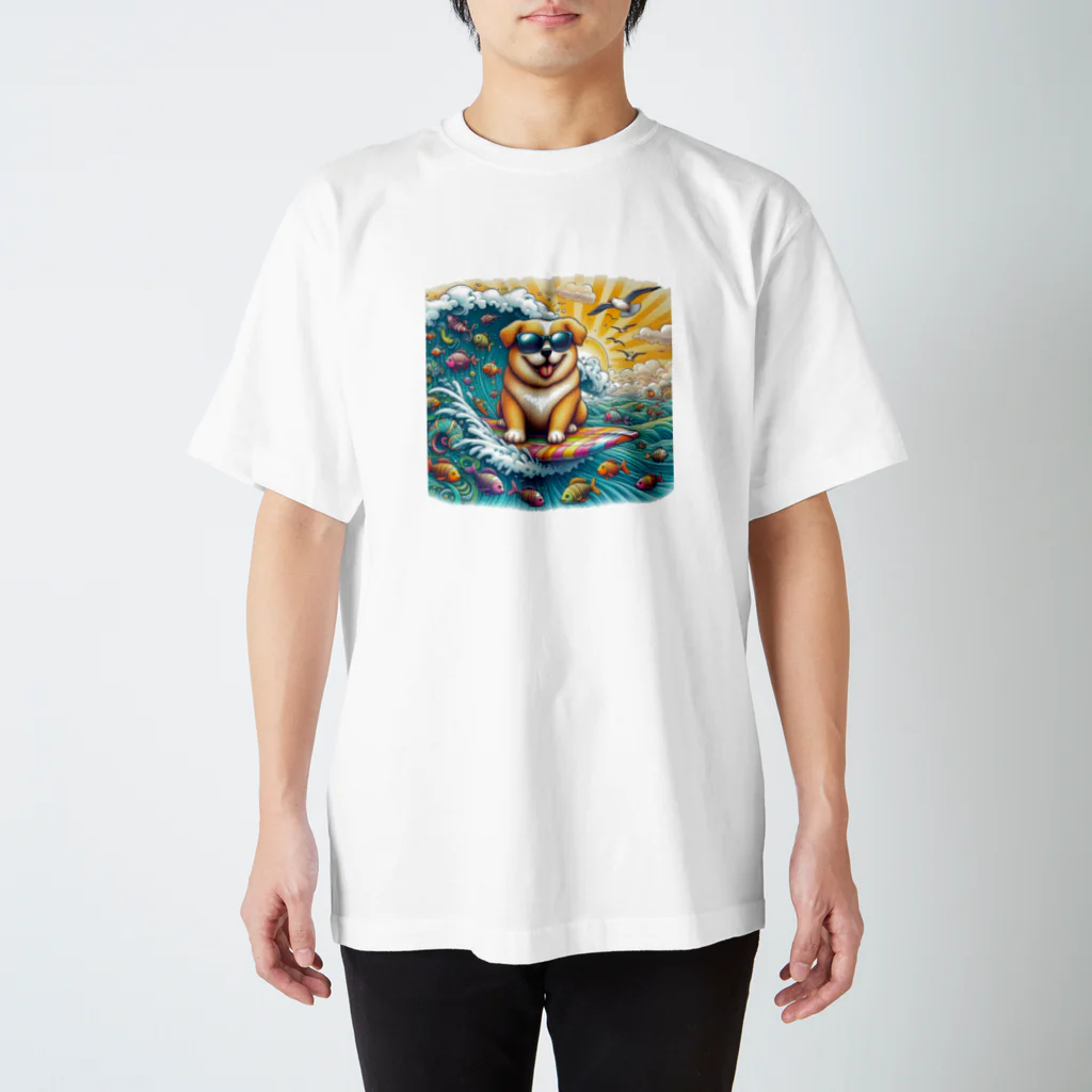 Mizのゆるハウスのサーフィンワンコ Regular Fit T-Shirt