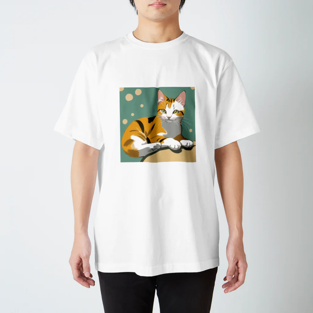 noa_Nostalgiaの三毛猫ちゃん スタンダードTシャツ