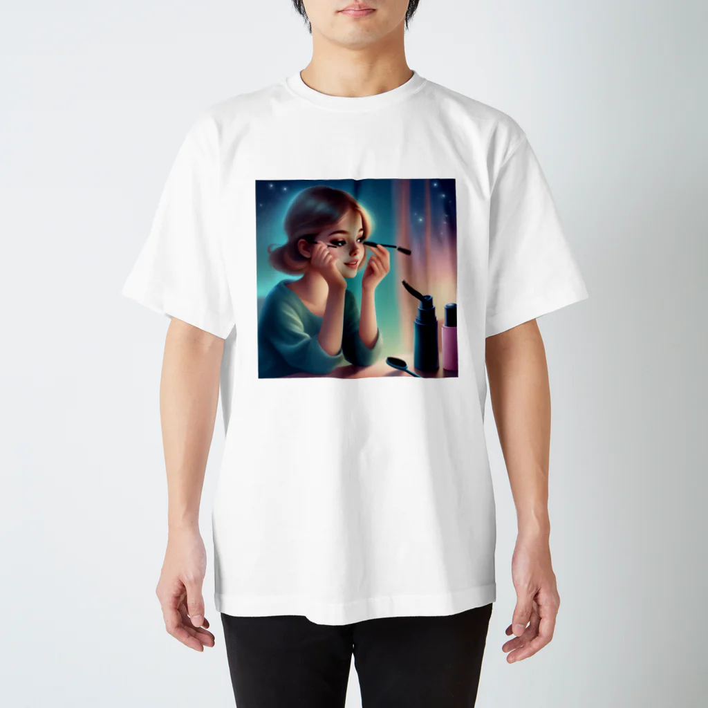 Creative Canvas-くリエイティブキャンバスのマスカラを塗っている女の子 Regular Fit T-Shirt