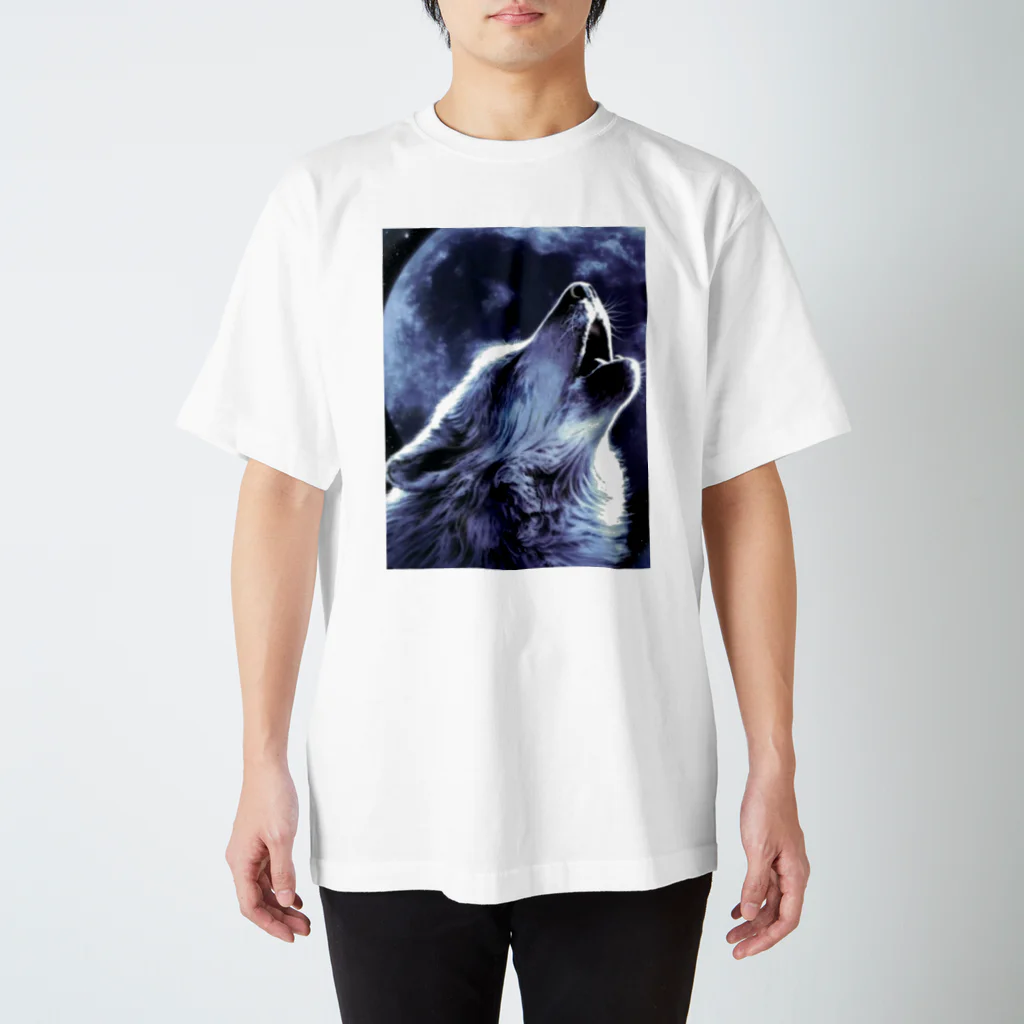 トトロの気まぐれの狼の夜空 Regular Fit T-Shirt