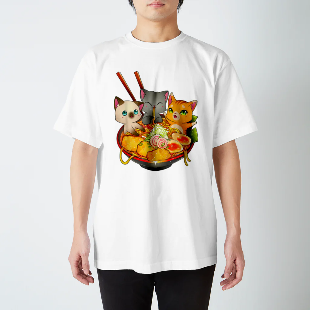 World_Teesのラーメンキャット かわいい猫 アニメ オタク キャッツ 日本のヌードル ギフト Regular Fit T-Shirt