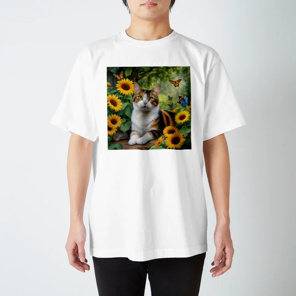 ゆあみゆ'sショップのぽっちゃり三毛猫の夏☀ スタンダードTシャツ