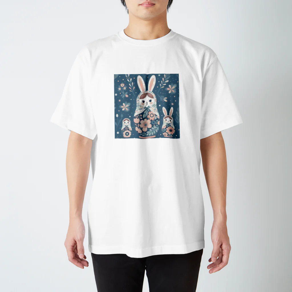 可愛い動物マトリョーシカのうさぎのマトリョーシカ（薄い紺色） スタンダードTシャツ