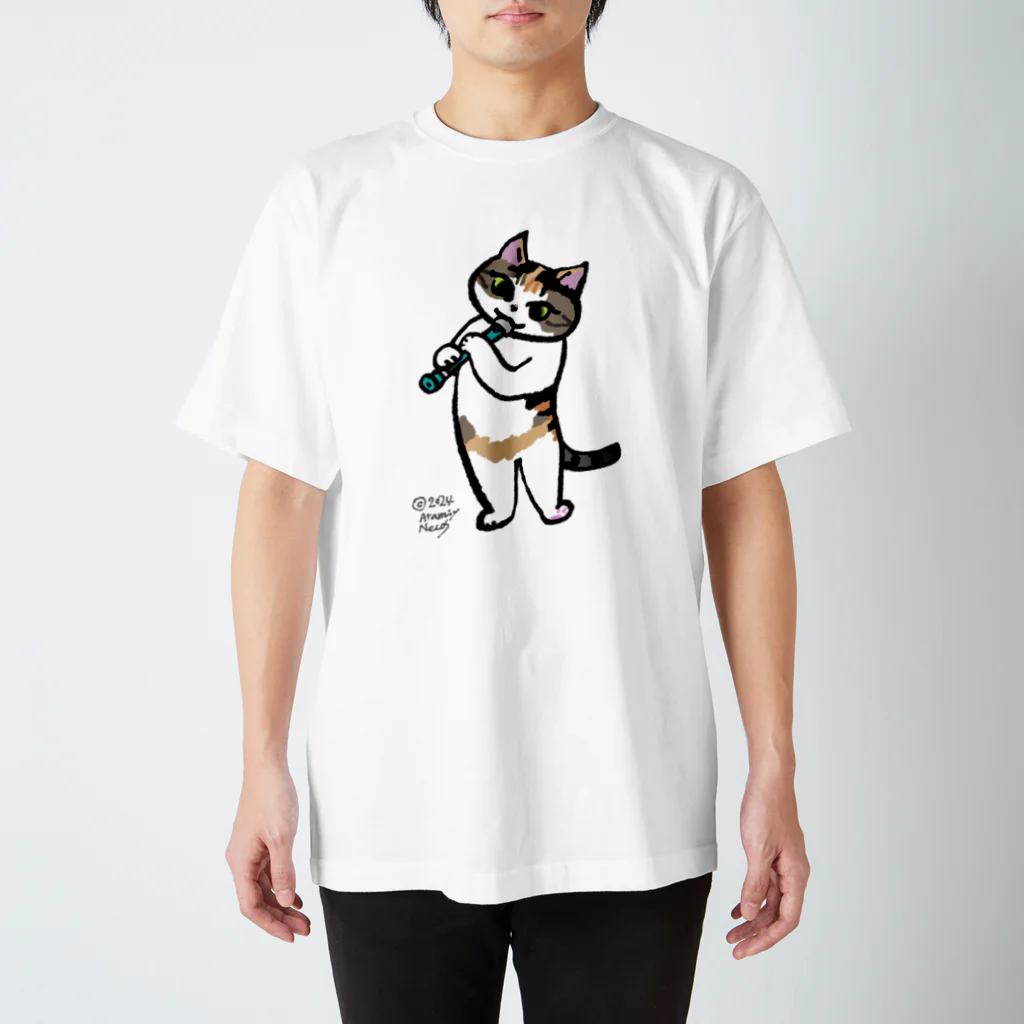 アラミイネコスのリコーダー三毛ちゃん スタンダードTシャツ