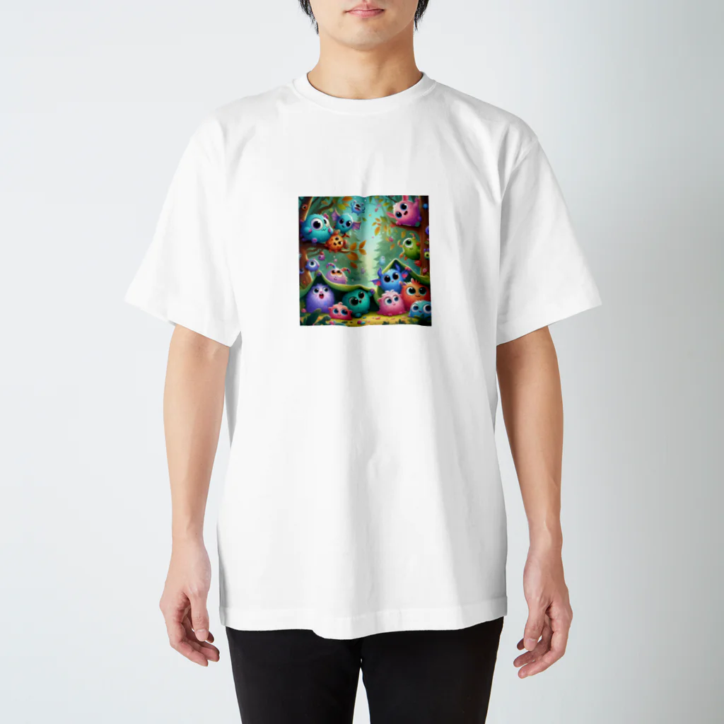 mi305090509_のほっこりまんまるちびモンスター Regular Fit T-Shirt