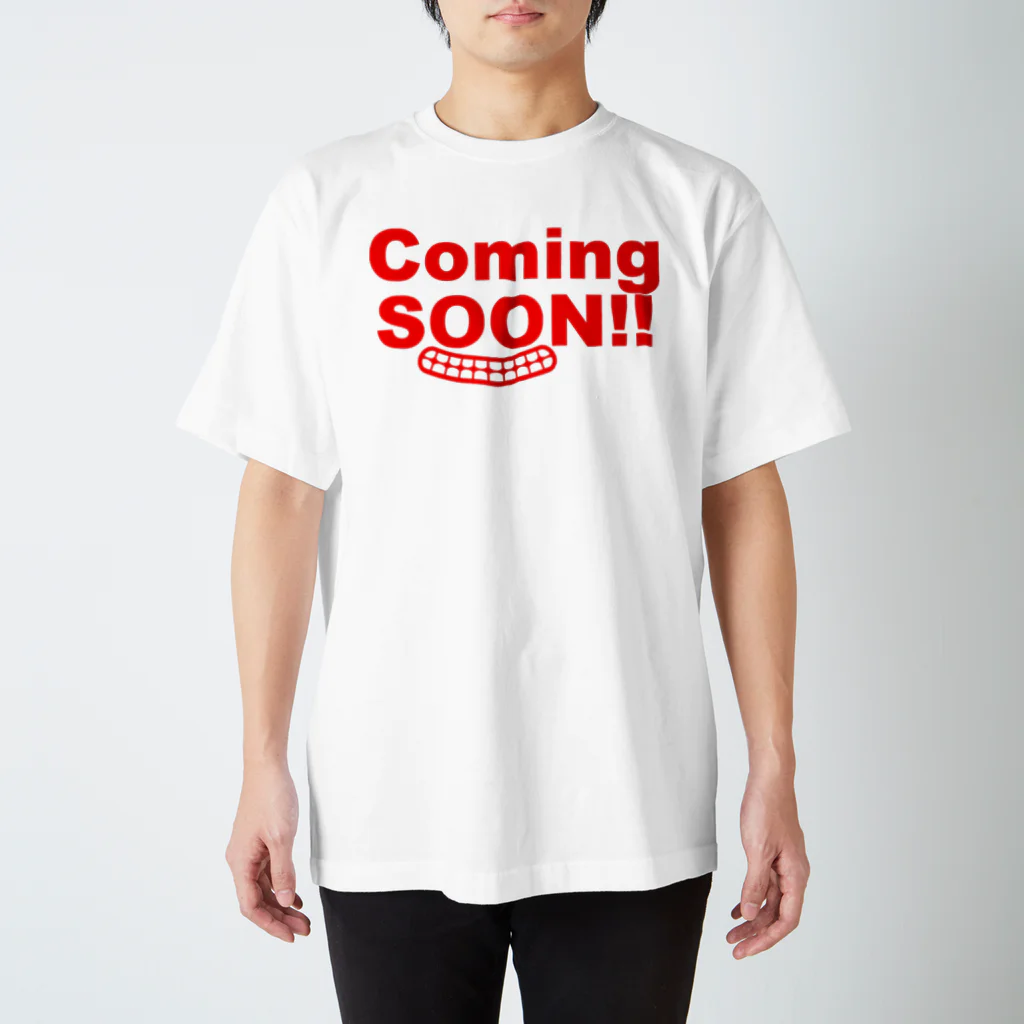 taiyaki styleのComing Soon RED Regular Fit T-Shirt