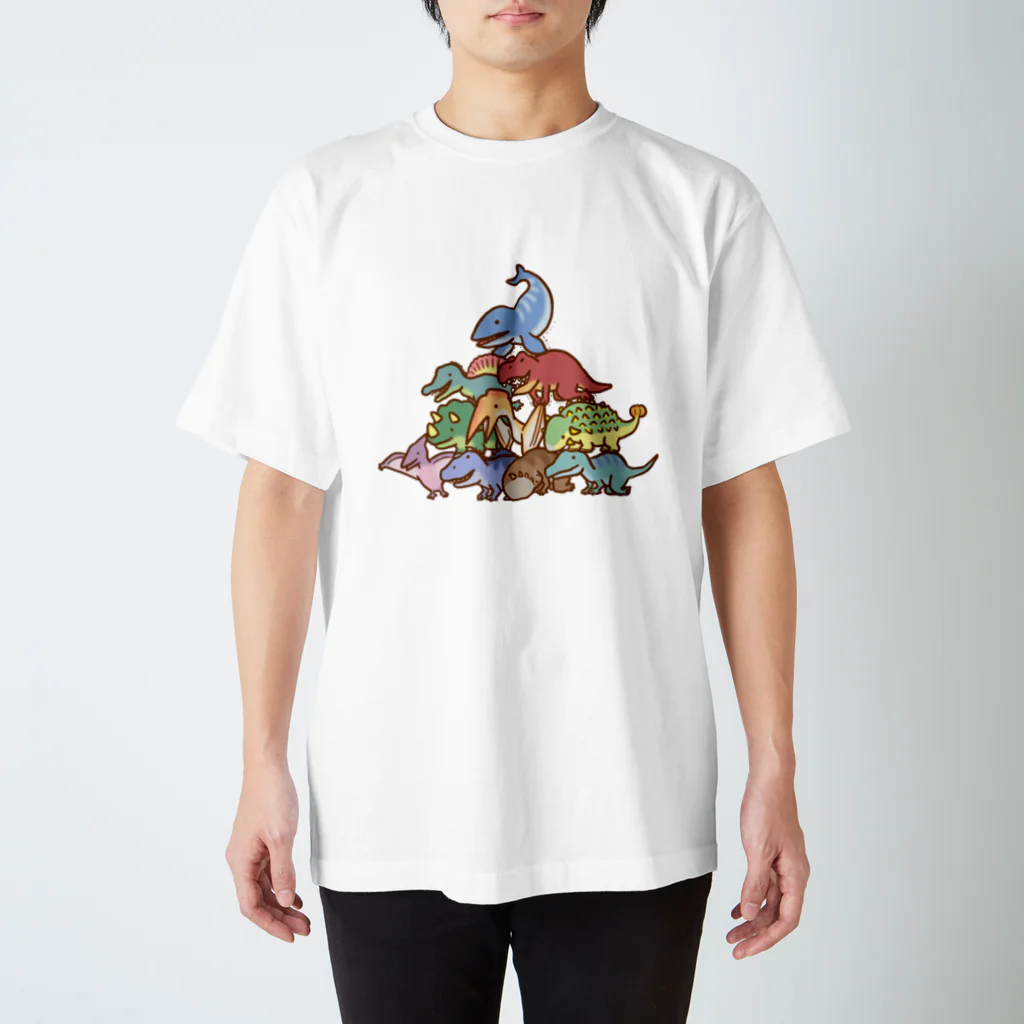 チーコの恐竜ピラミッド Regular Fit T-Shirt