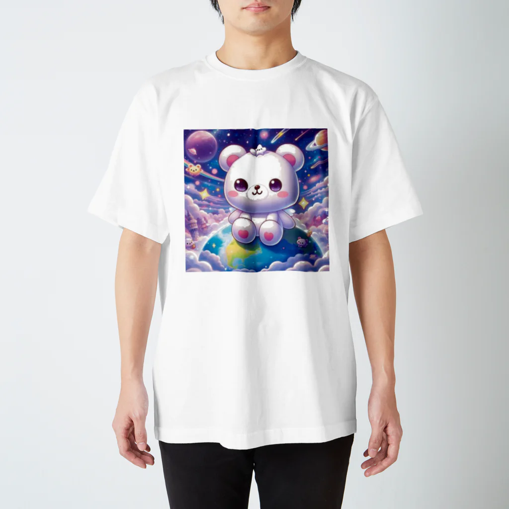 一番星の幻想的なしろくま Regular Fit T-Shirt