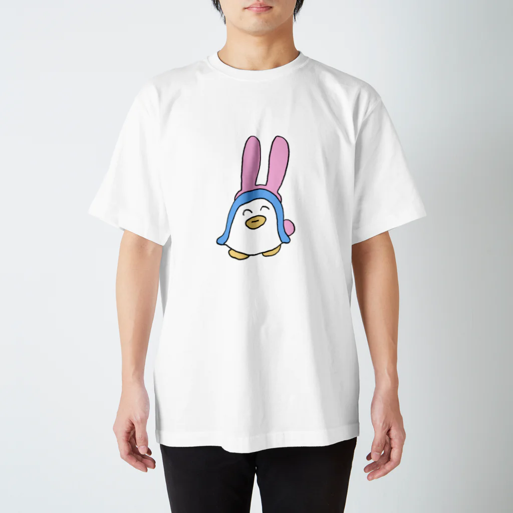 07cmのうさぎのコスプレをするペンギン Regular Fit T-Shirt