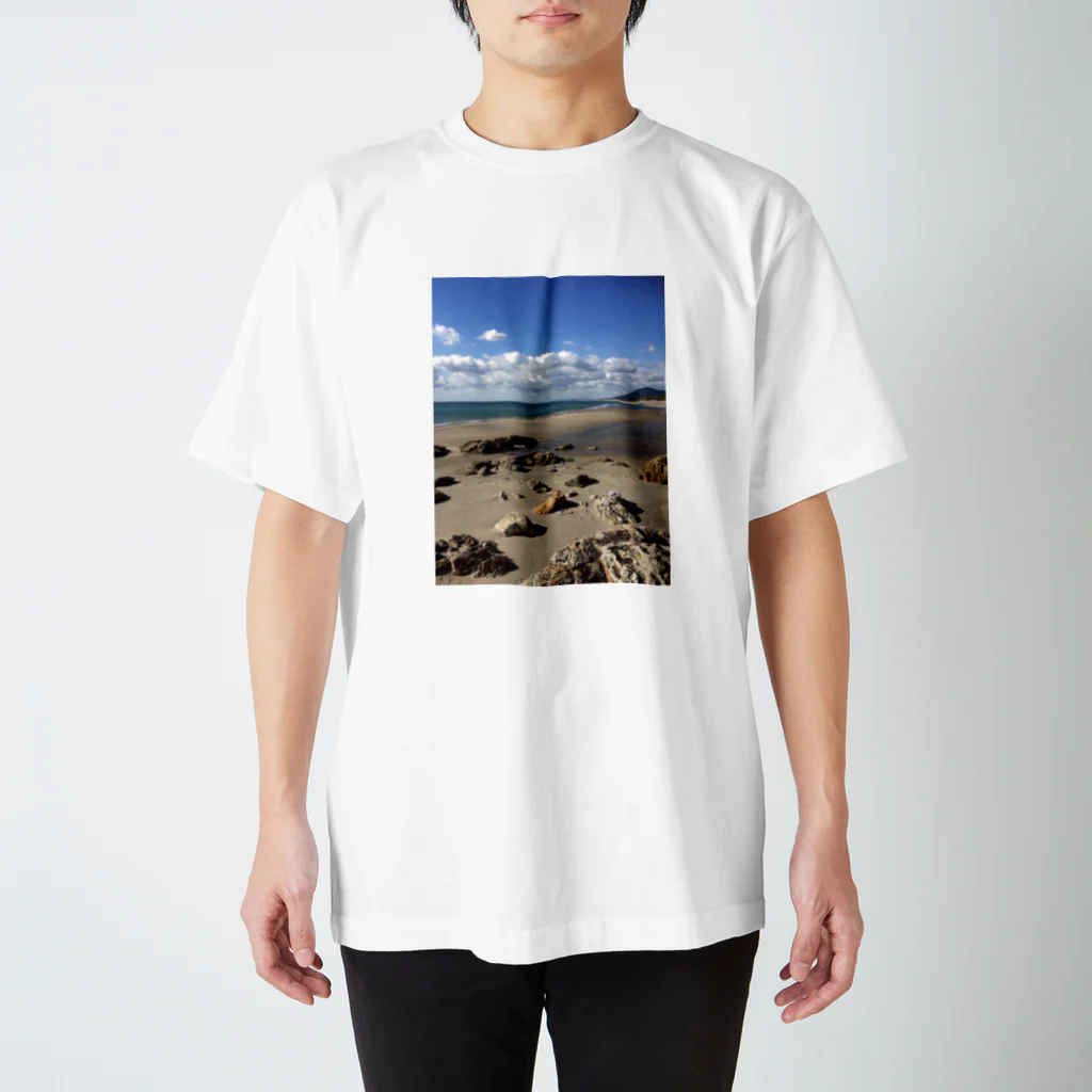 G-EICHIS_Groupの夏の海岸 Regular Fit T-Shirt