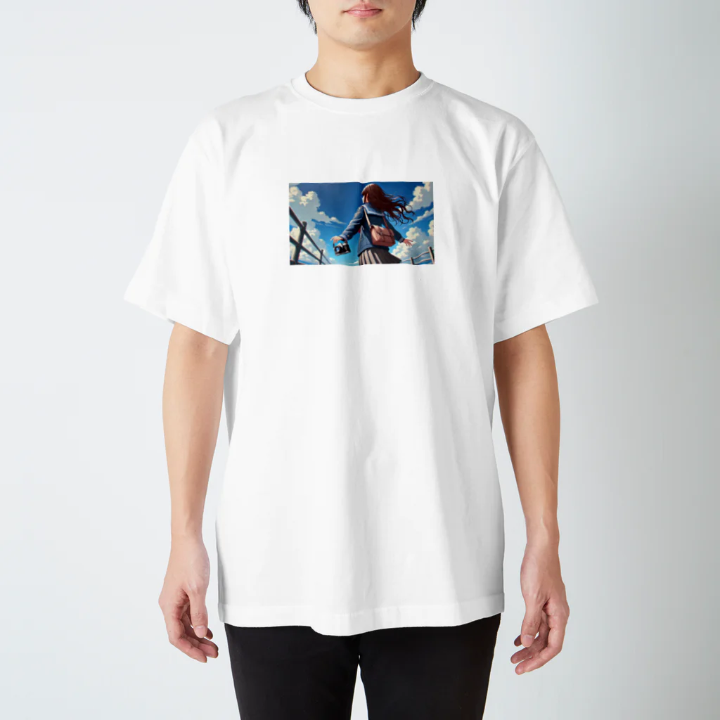kanta のカメラ女子 Regular Fit T-Shirt