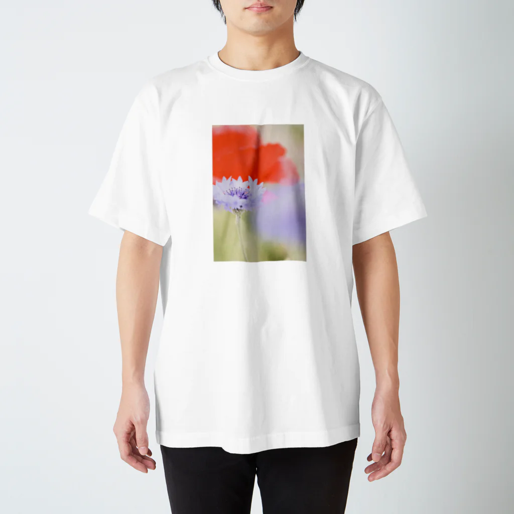 33kmのお花写真のヤグルマギク Regular Fit T-Shirt