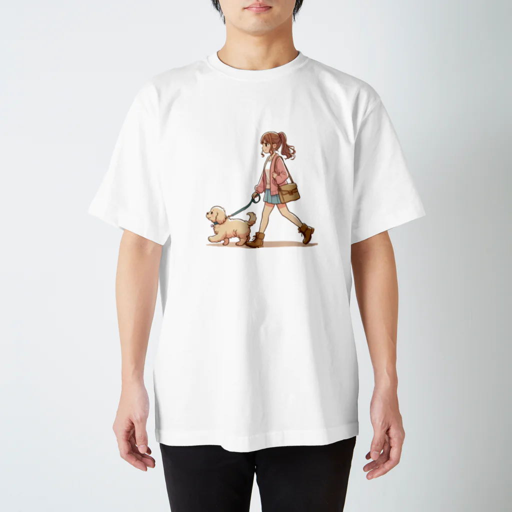 南国のかわいい犬と散歩をする女性 スタンダードTシャツ