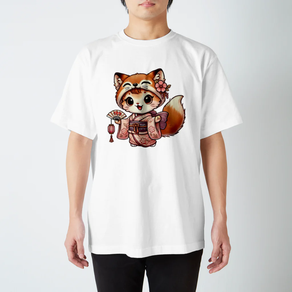 Snow-peaceのキュートなキツネコスチュームの子猫 Regular Fit T-Shirt