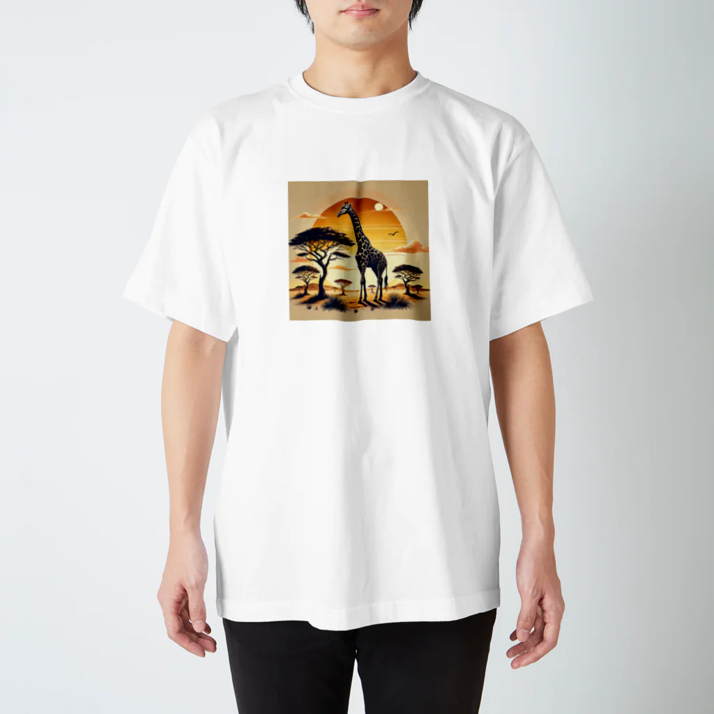 akinyan3128の夕日の中のキリンさん スタンダードTシャツ