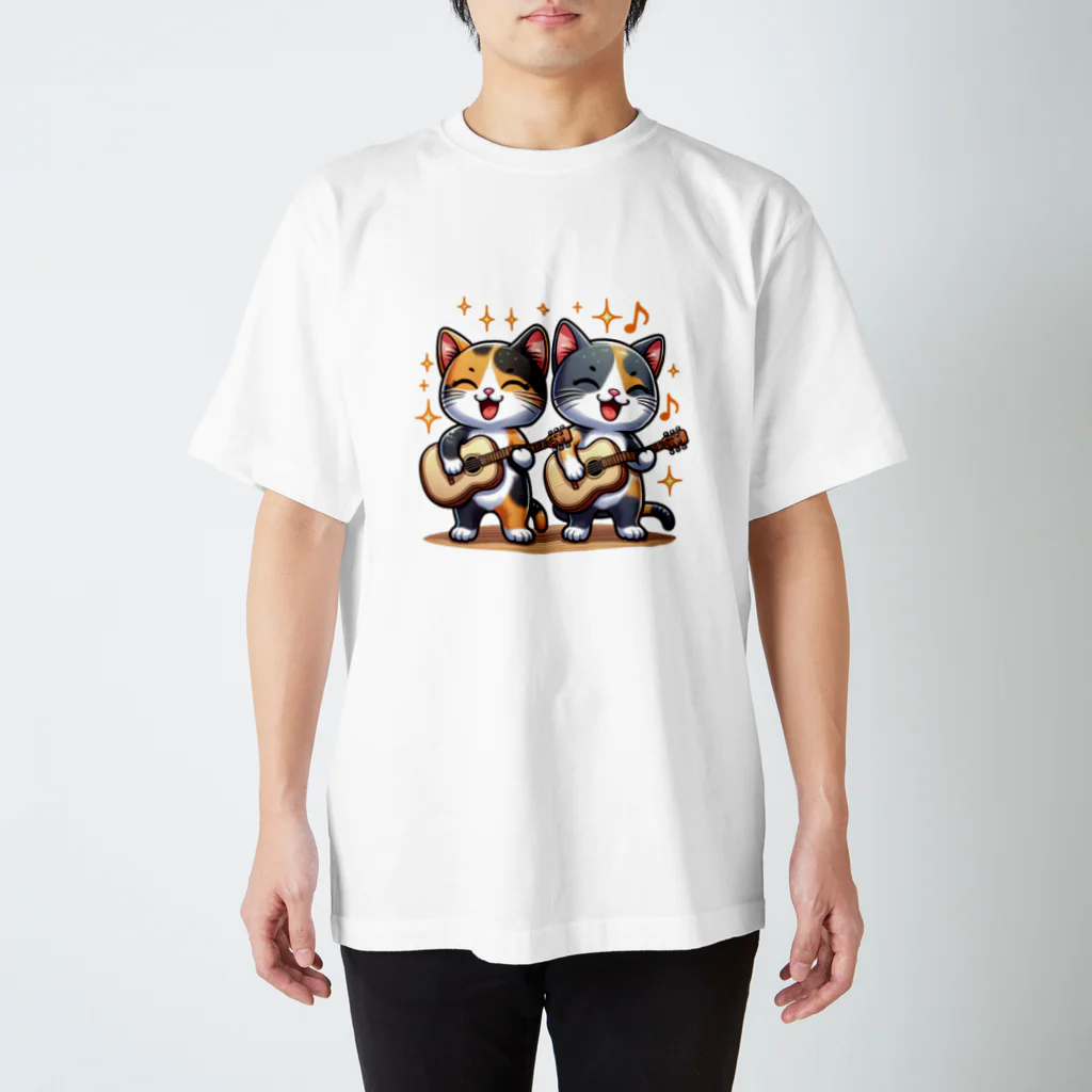 チェリモヤのねこコーラス 13 Regular Fit T-Shirt