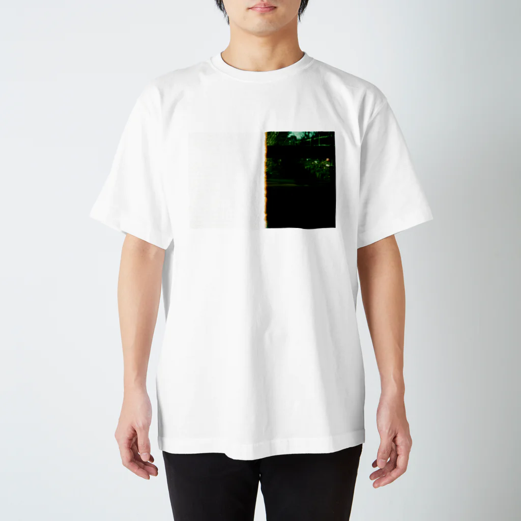 Shunsaku_Matsuokaのunreal Regular Fit T-Shirt