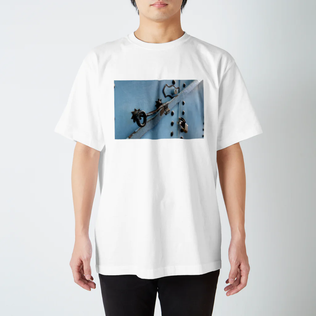 しゃしんの鍵 Regular Fit T-Shirt