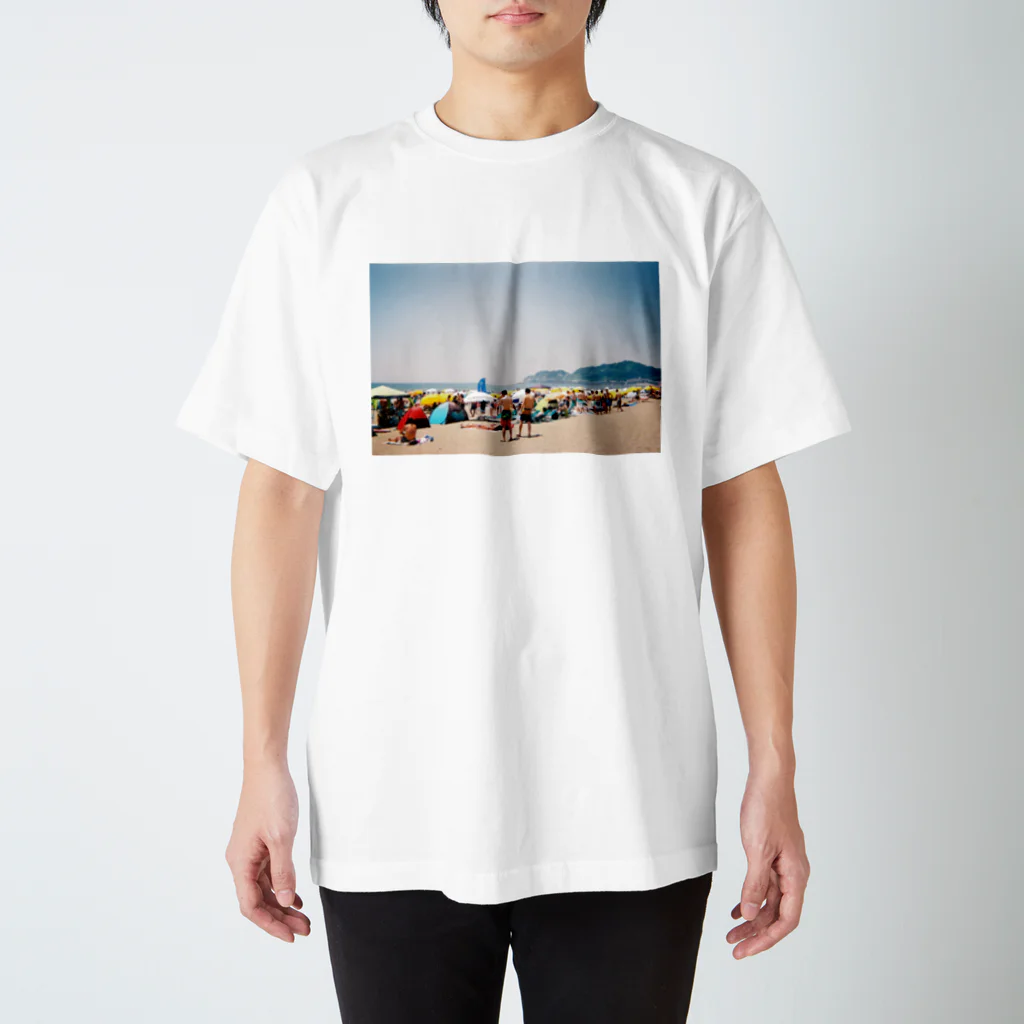 ｶﾈｺ ﾃﾞｽﾄﾛｲ ﾏﾅﾐのあの夏に戻る スタンダードTシャツ