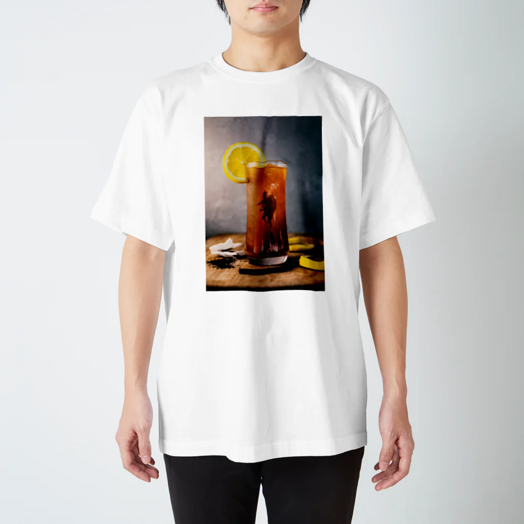 THE SIRIのコーラの秘密 Regular Fit T-Shirt