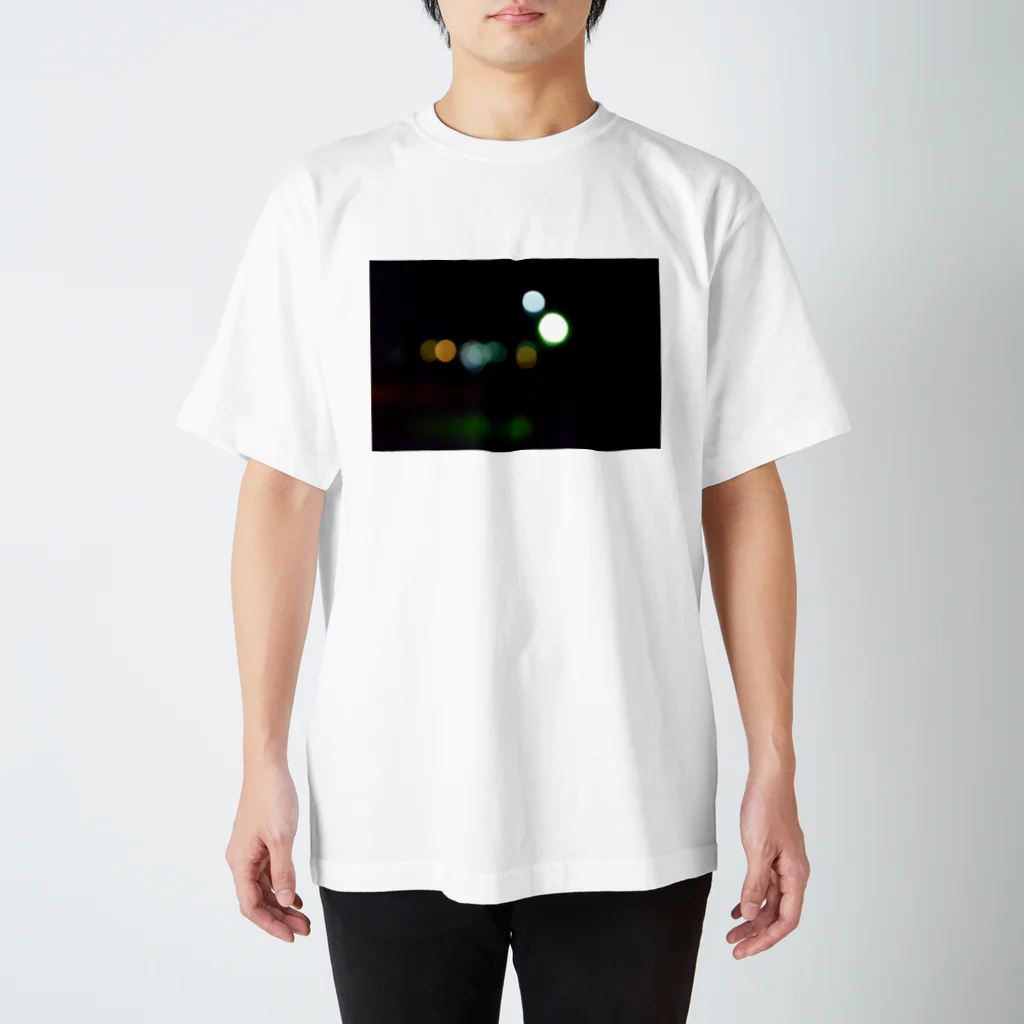 羊の夜の灯り Regular Fit T-Shirt