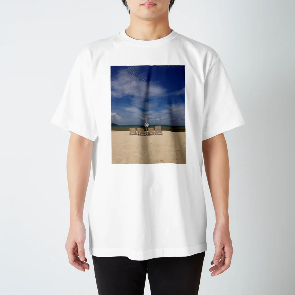 Ujackのビーチパラソル スタンダードTシャツ