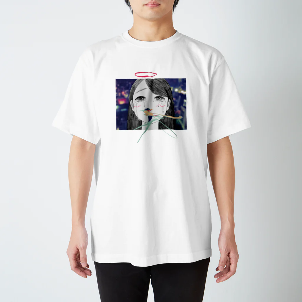 にくまん子のそれは天使も泣くわな～ Regular Fit T-Shirt