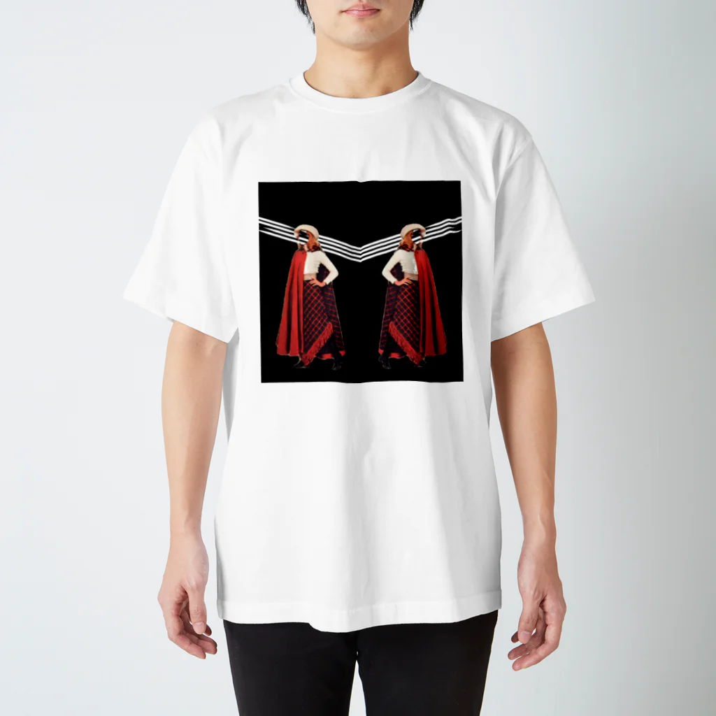 なうちのSymmetry Regular Fit T-Shirt