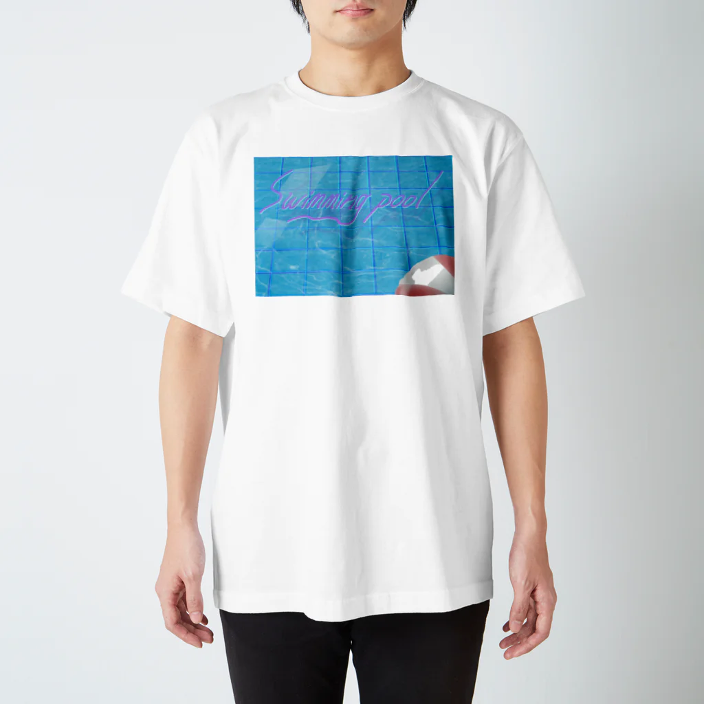 コ八ルのswimming pool Regular Fit T-Shirt