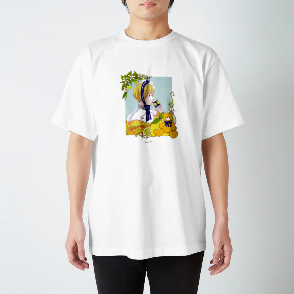 chouchouのLemon tea Regular Fit T-Shirt