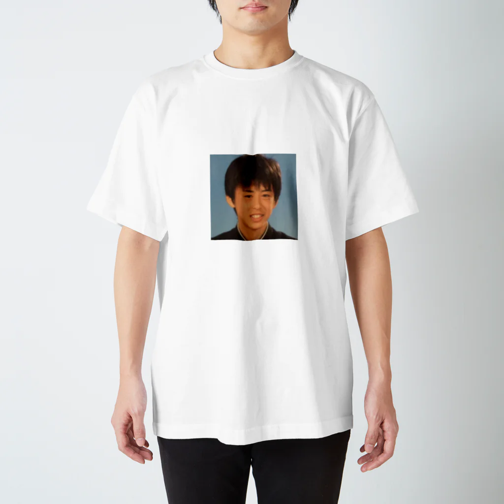 tiger__juniorのTshirt on Gutty スタンダードTシャツ