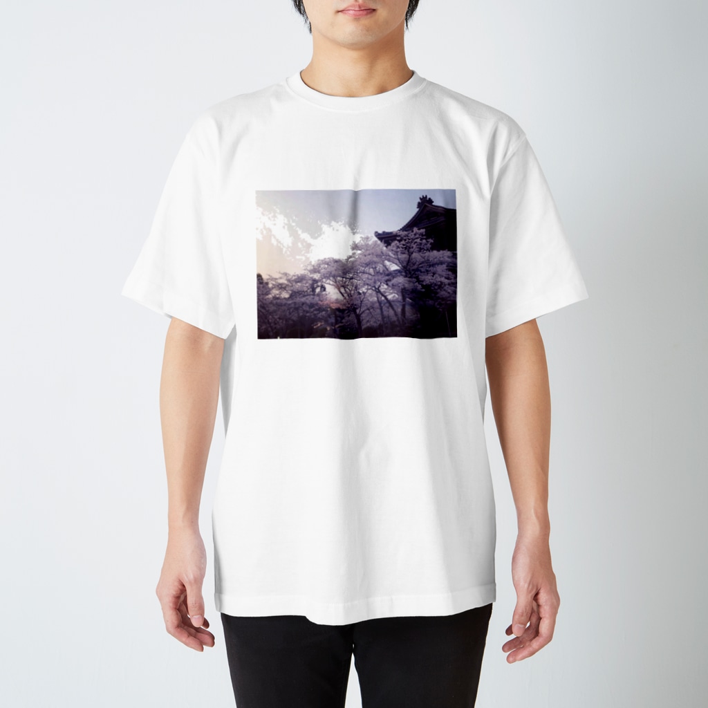 🍁紅葉🍁の桜と屋根 Regular Fit T-Shirt