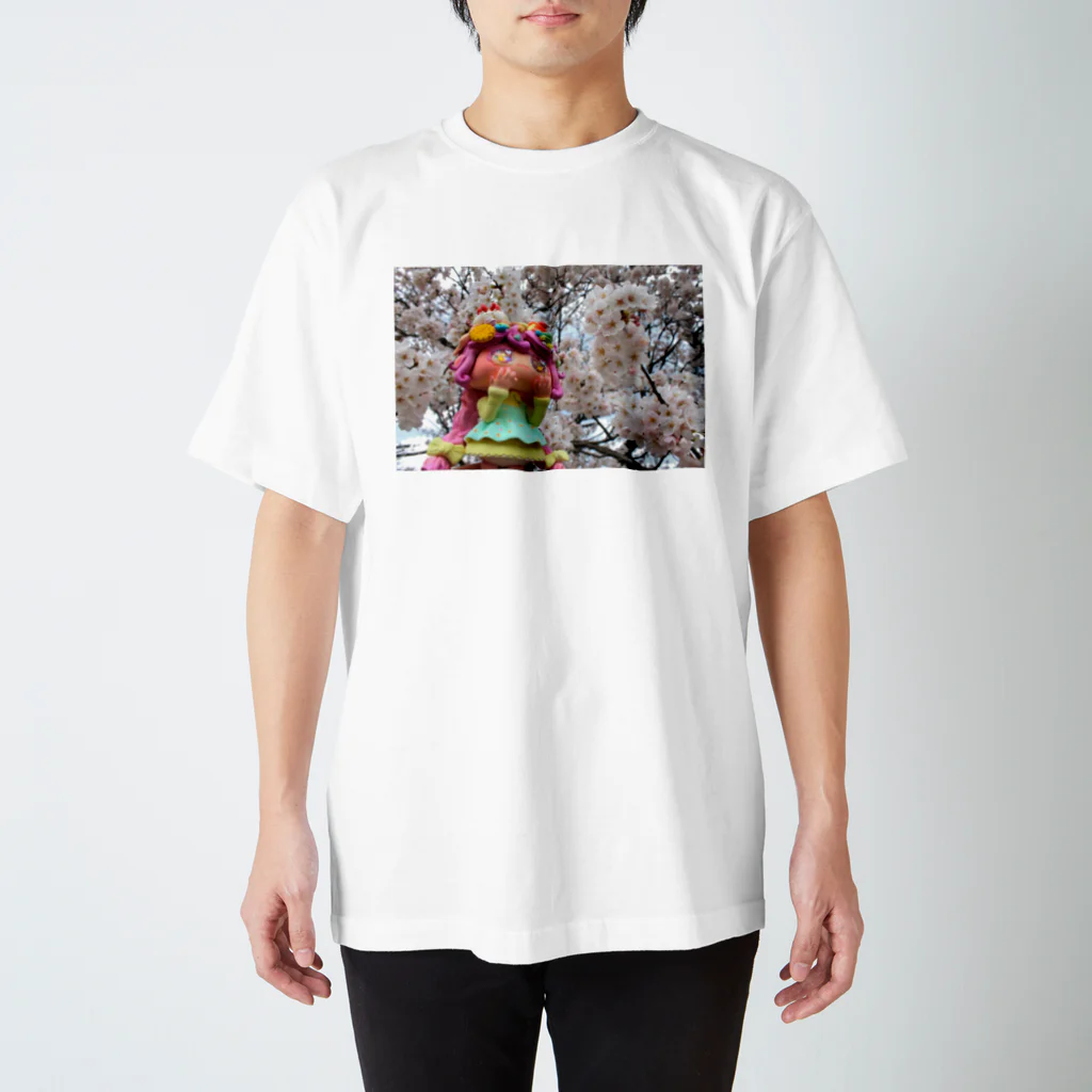 WORLD OF GIRLSのちぇるしーと桜。 Regular Fit T-Shirt