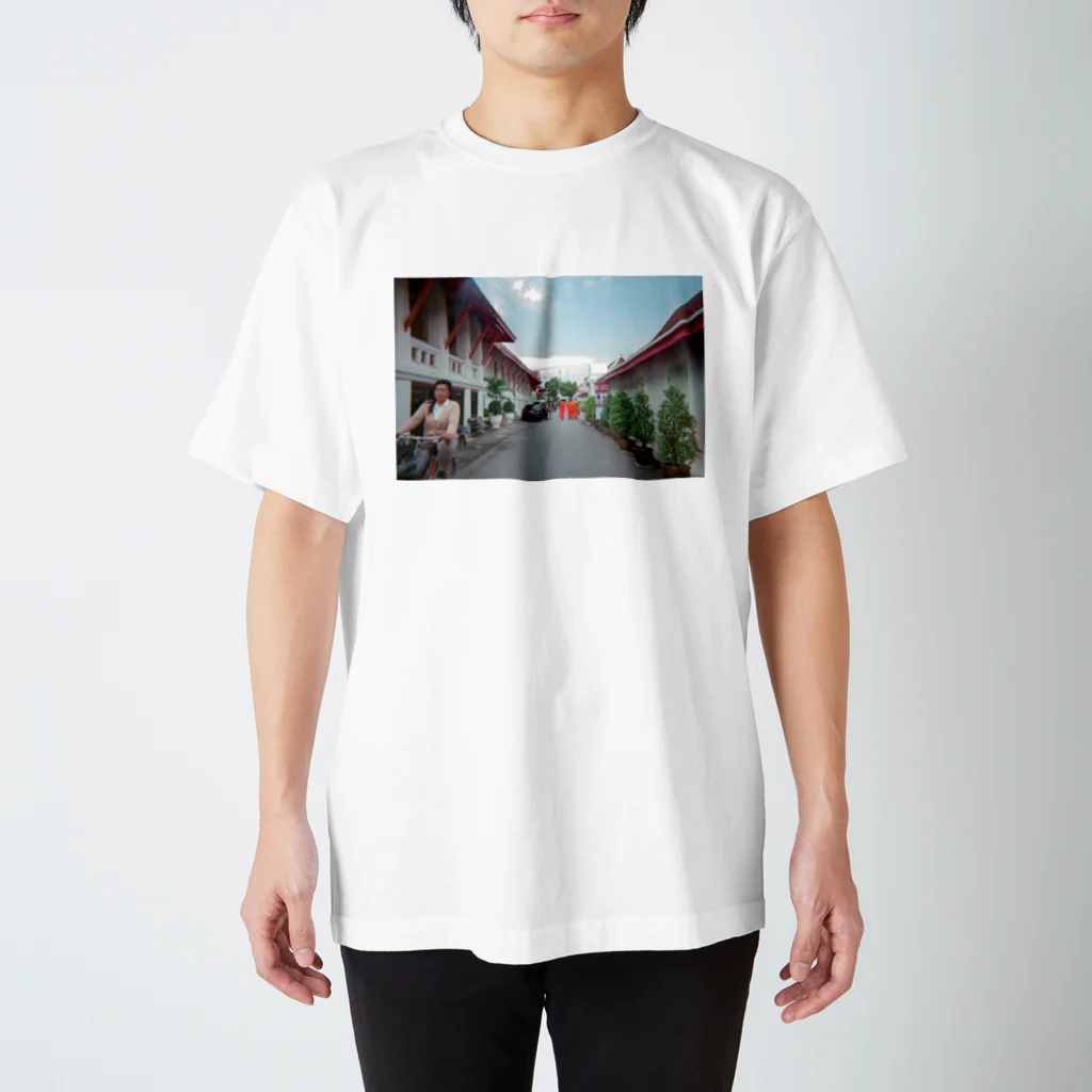 CHANDAのちゃりんこおばさん Regular Fit T-Shirt