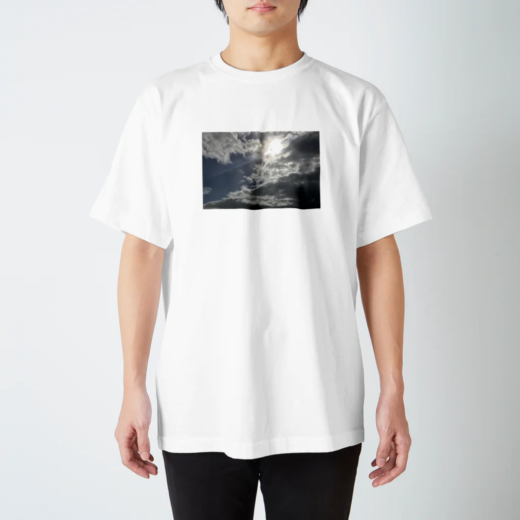 fleurirの太陽 空 写真 Regular Fit T-Shirt