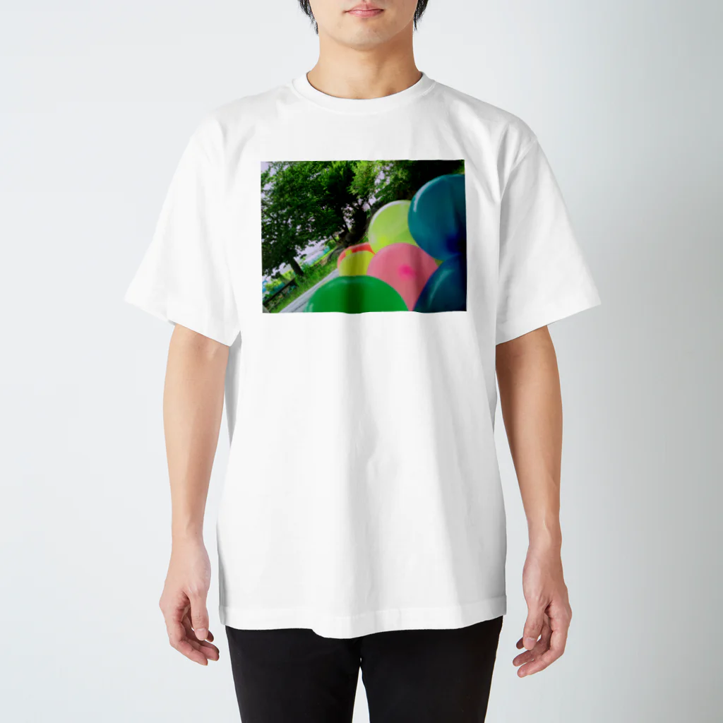 kobo_hanaのみずふうせん Regular Fit T-Shirt