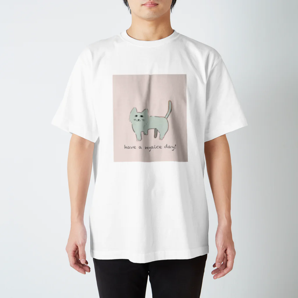 MoFのゆるねこパステル もじ入り Regular Fit T-Shirt