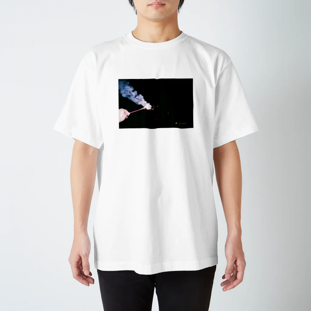 コの17才の線香 Regular Fit T-Shirt